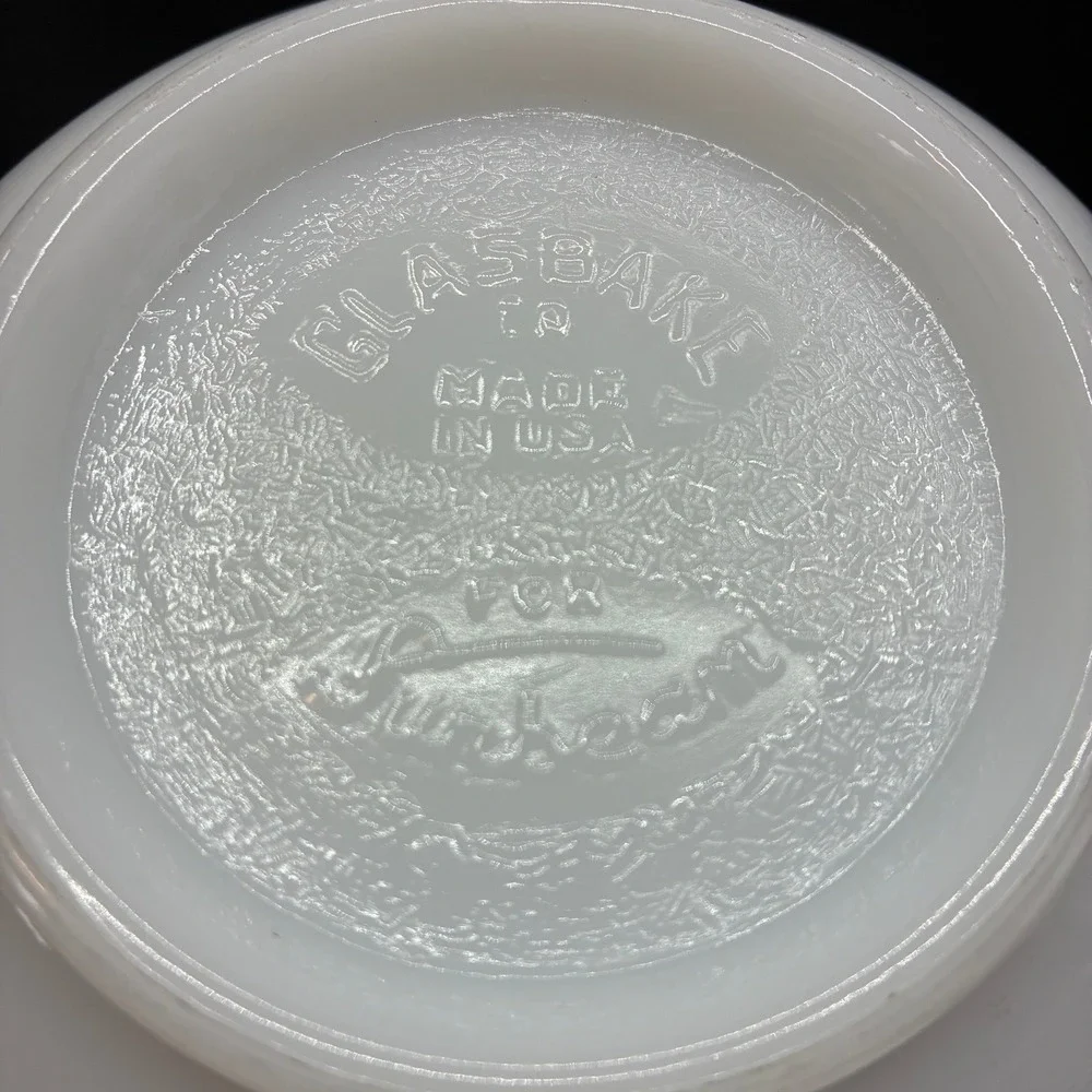 Vintage Glasbake for Sunbeam Milk Glass Mixing Bowl White Spout Made in USA 7in